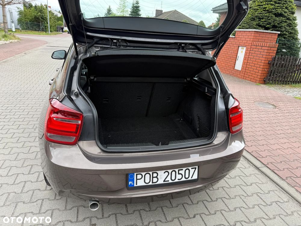 BMW Seria 1 120d - 14