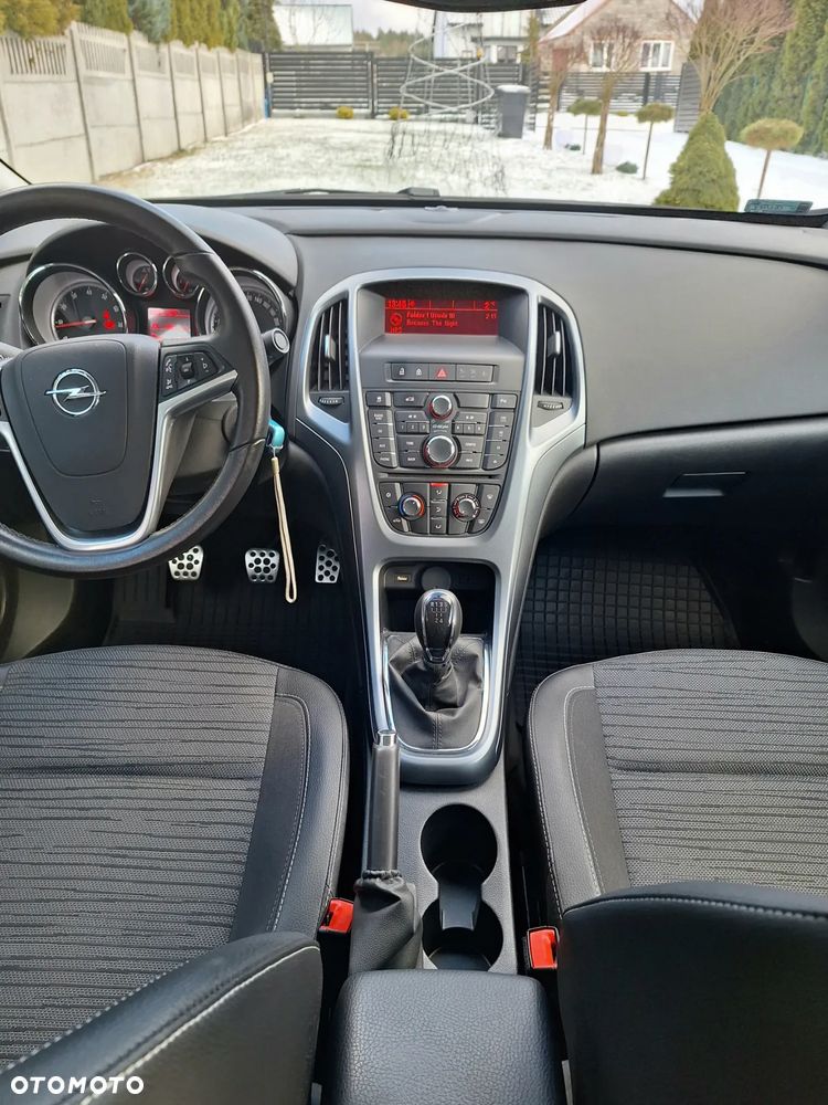 Opel Astra 1.6 Active EU6 - 28