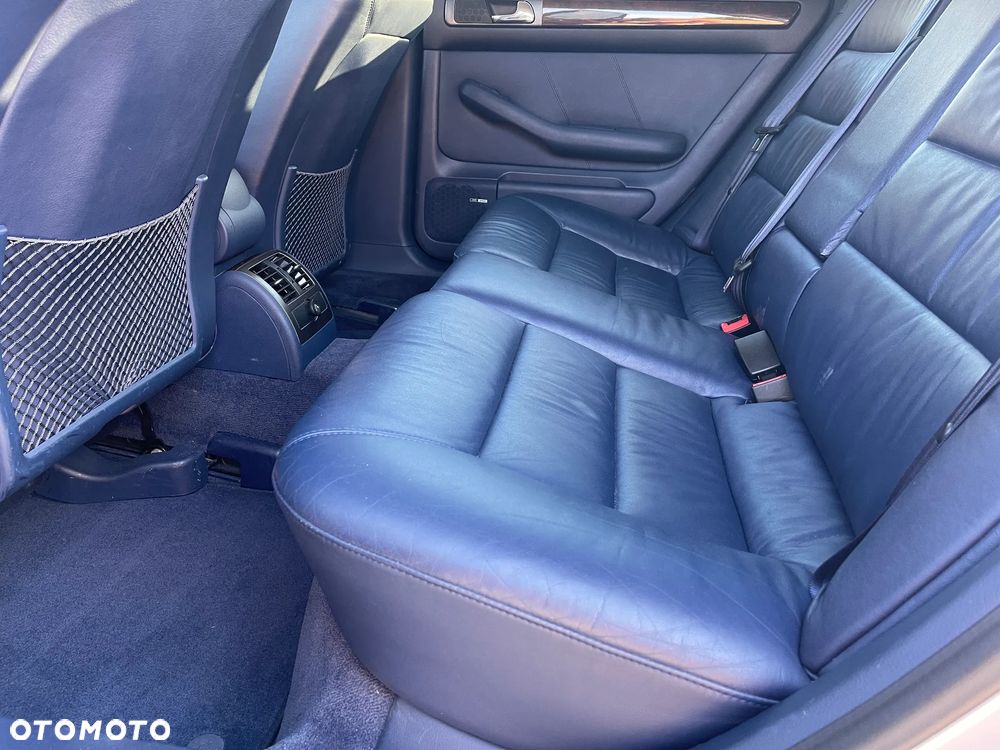 Audi A6 Limousine 2.8 Quattro - 28