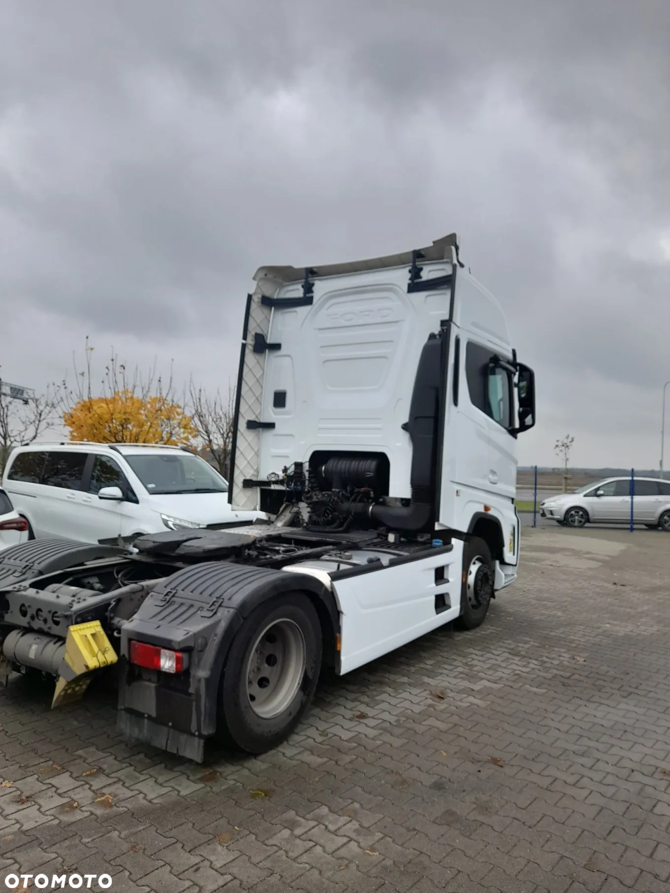 Ford F-MAX - 4