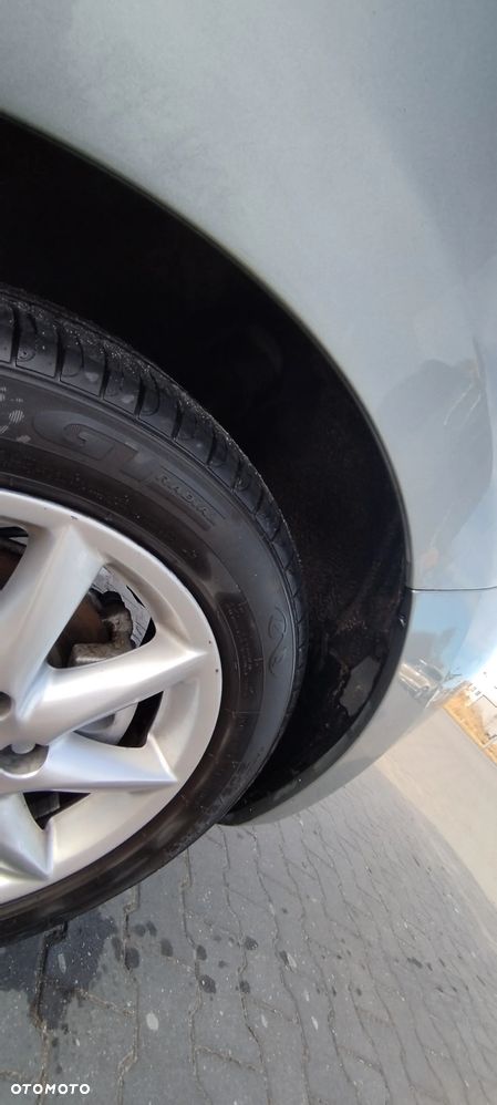 Toyota Auris 1.6 VVT-i Sol - 14