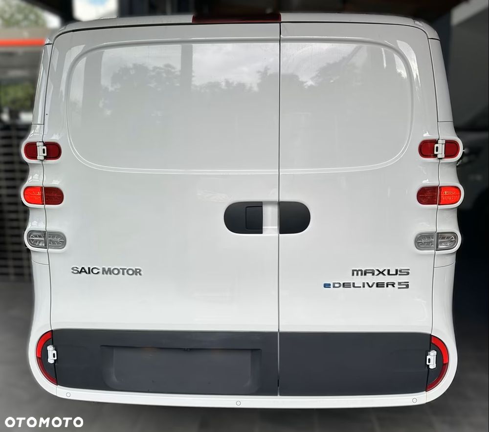 Maxus e-Deliver 5 L1H1 - 6