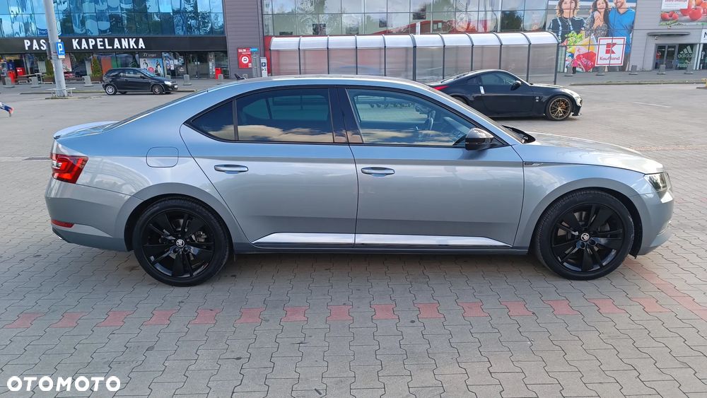 Skoda Superb 2.0 TSI 4x4 Sportline DSG - 6