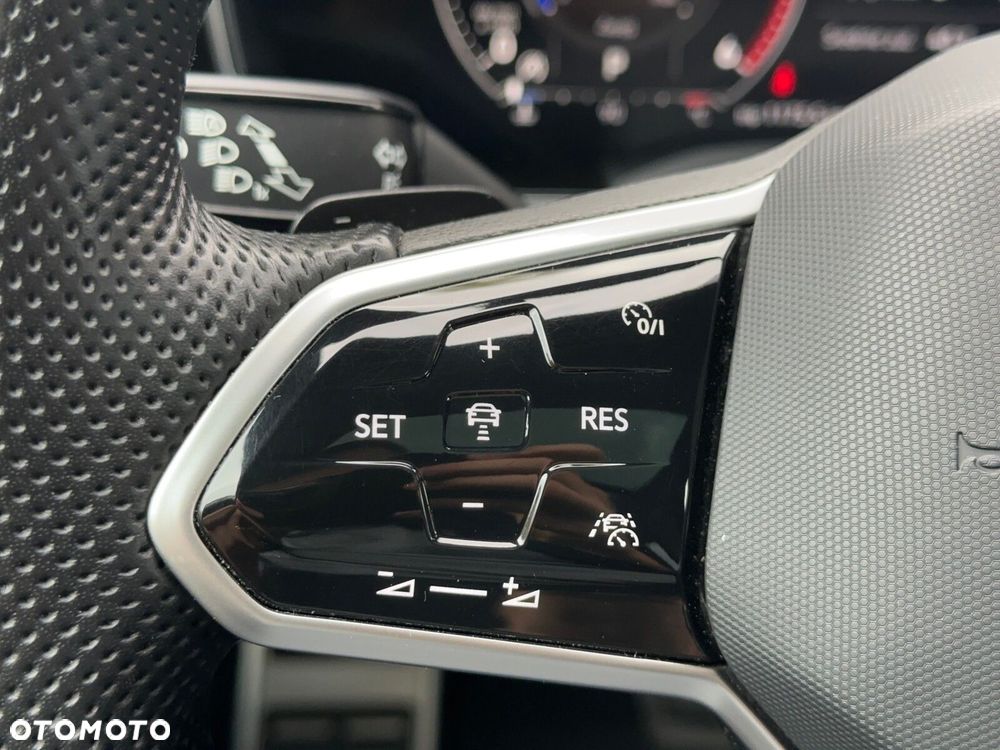 Volkswagen Touareg 3.0 V6 TDI 4Motion R-Line - 17