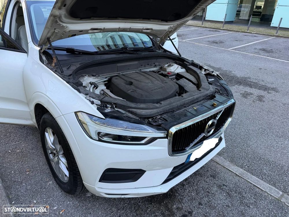 Volvo XC 60 2.0 D4 Momentum AWD Geartronic - 10