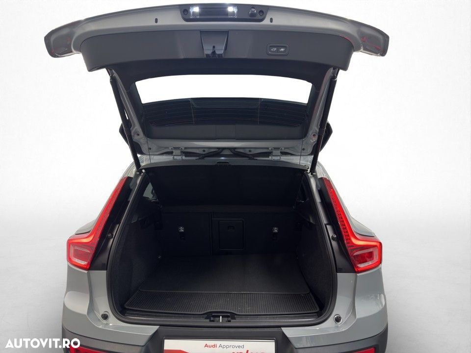 Volvo XC 40 - 21