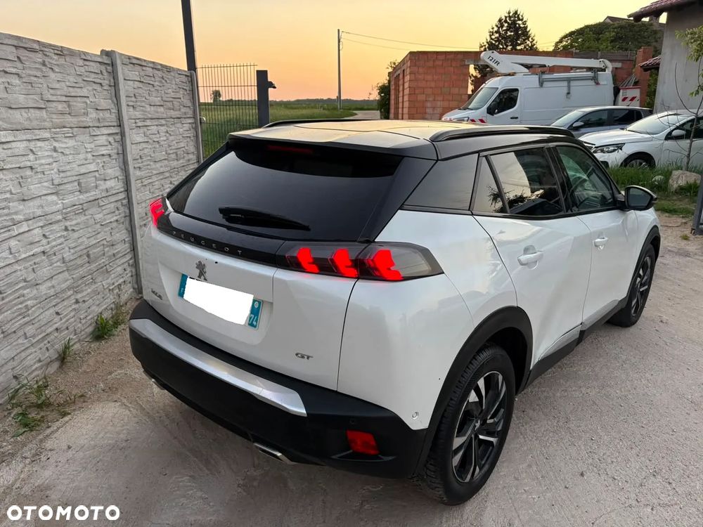 Peugeot 2008 PureTech 130 GT - 33
