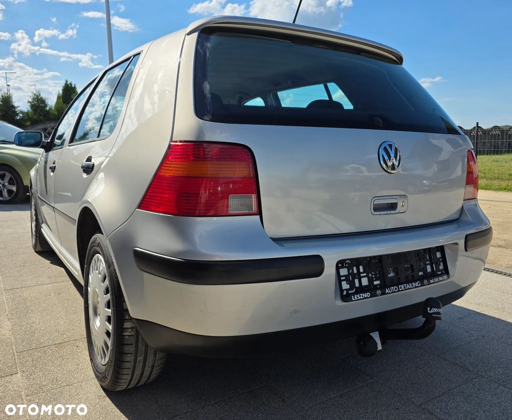 Volkswagen Golf 1.4 Comfortline - 8