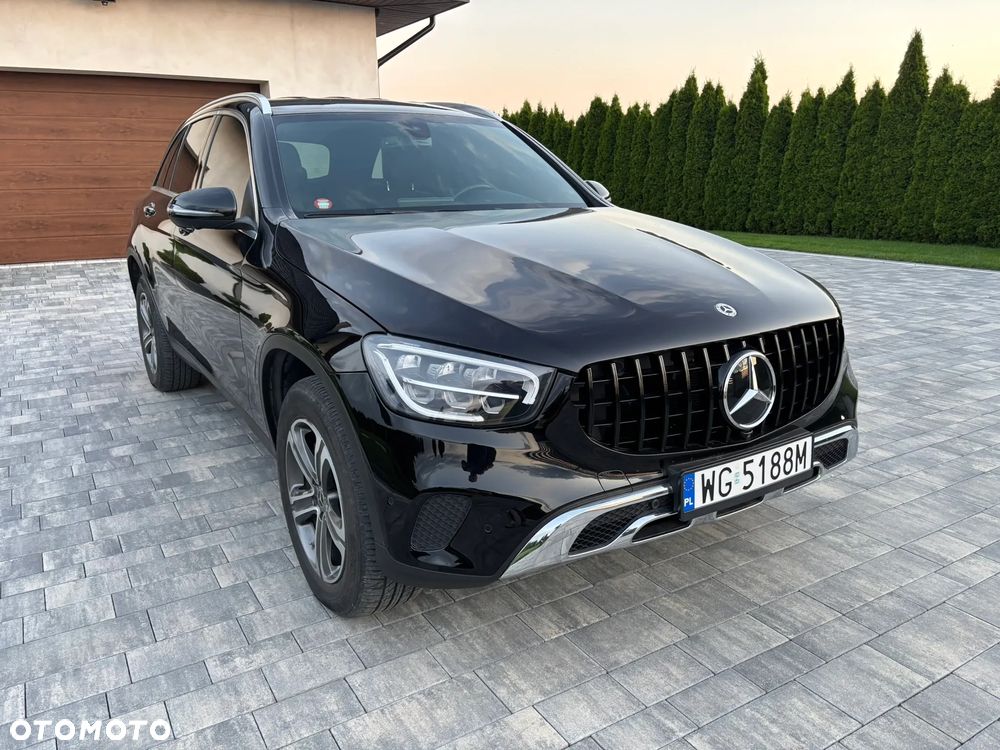 Mercedes-Benz GLC 300 4Matic 9G-TRONIC Exclusive - 11