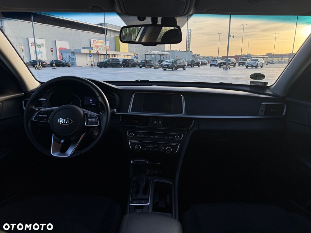 Kia Optima - 24