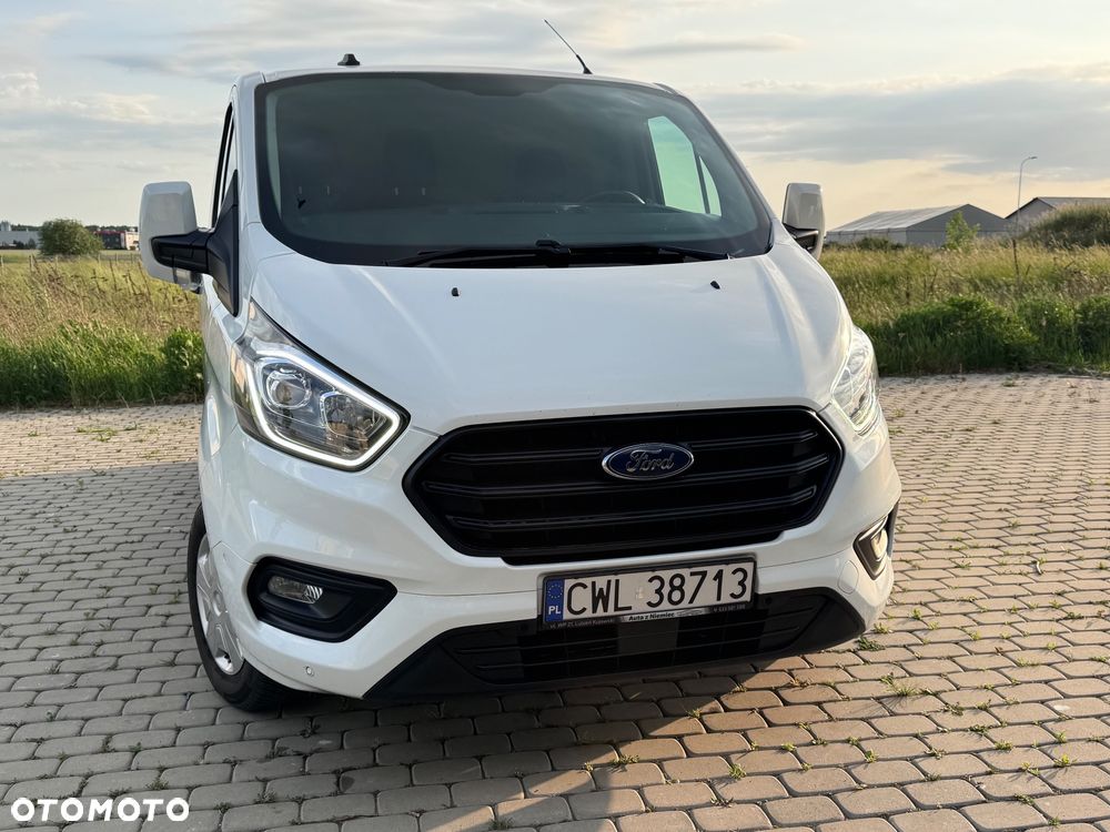 Ford TRANSIT CUSTOM - 18