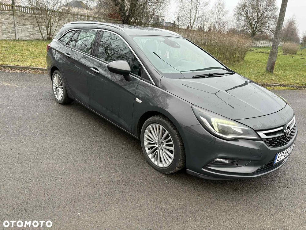 Opel Astra 1.6 CDTI Cosmo - 12