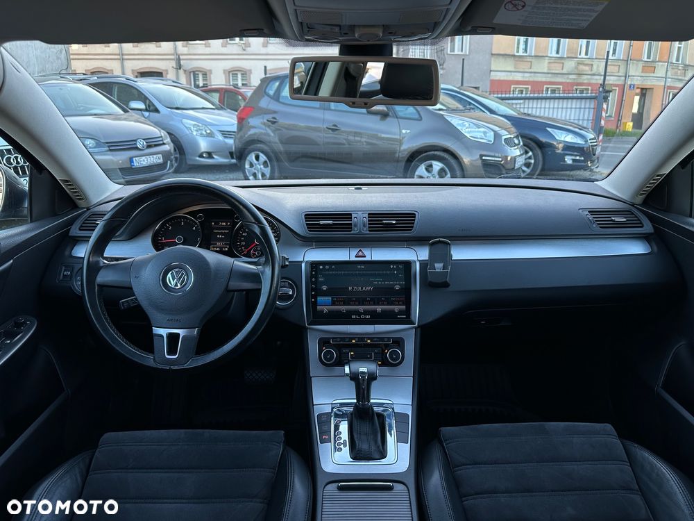 Volkswagen Passat 2.0 TDI DPF DSG 4Motion Highline - 30