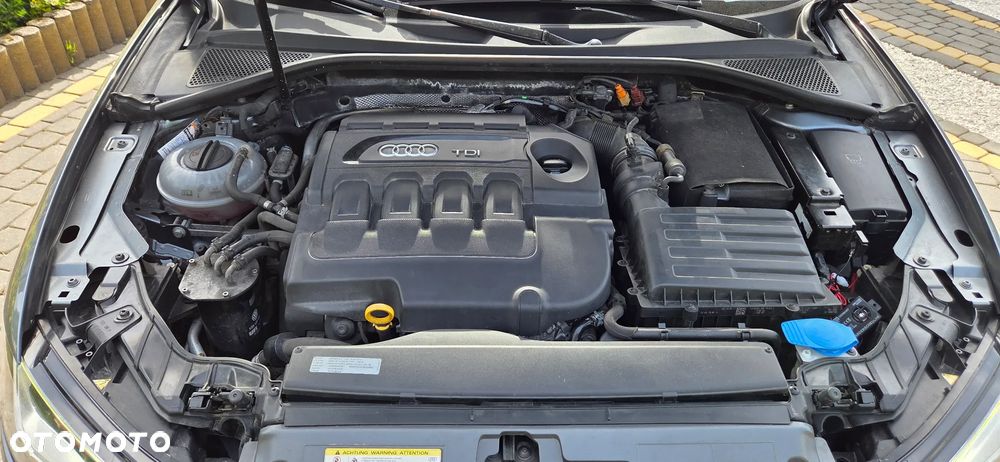 Audi A3 Sportback 2.0 TDI quattro Ambition - 14