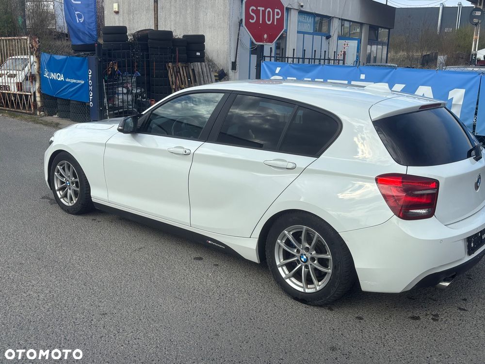 BMW Seria 1 116i - 10