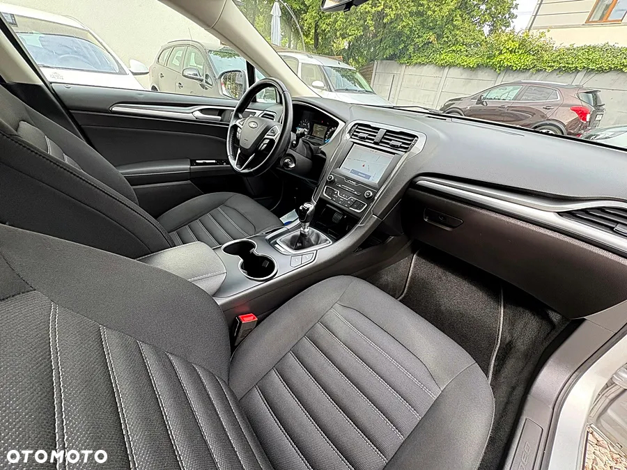 Ford Mondeo 2.0 EcoBlue Executive - 24
