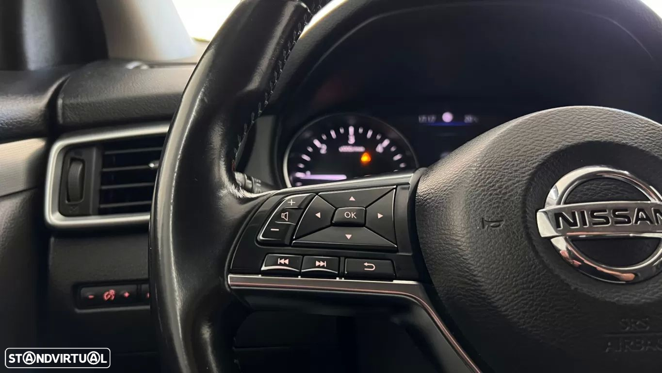 Nissan Qashqai 1.5 dCi N-Connecta DCT - 19