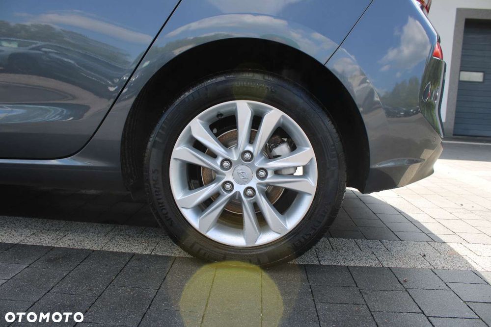 Hyundai i30 1.4 T-GDI Style - 17