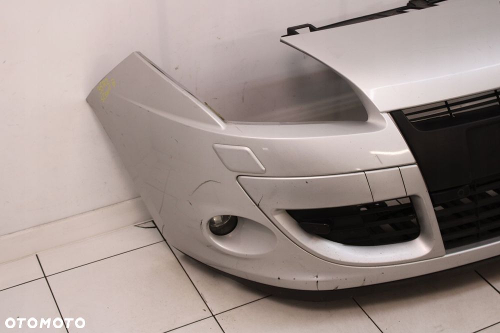 RENAULT SCENIC III 09R- ZDERZAK PRZÓD PRZEDNI SPRYSKI PDC TED69 - 2