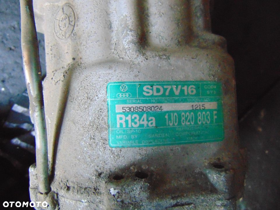 Sprężarka klimatyzacji skoda Octavia 2,0 8v - 4