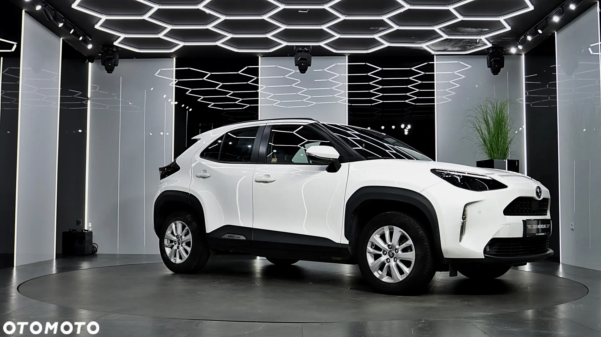 Toyota Yaris Cross Hybrid 1.5 Comfort - 12