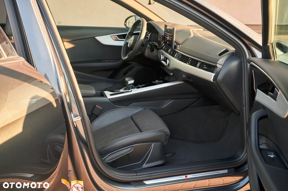 Audi A4 Avant 35 TFSI S tronic S line - 19