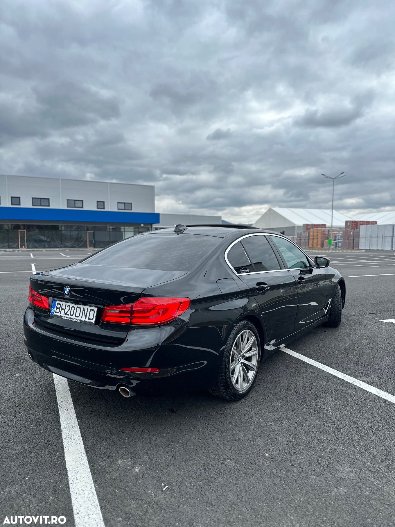 BMW Seria 5 530d xDrive AT - 16