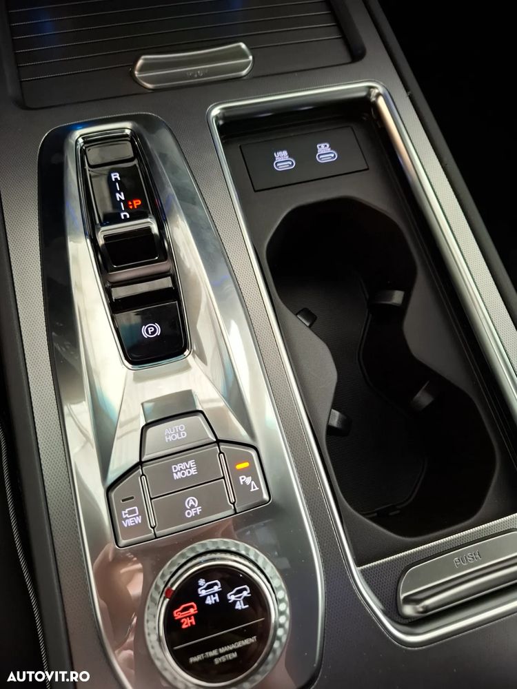 KG Mobility Rexton - 18