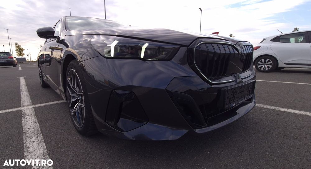 BMW Seria 5 520i AT MHEV - 7