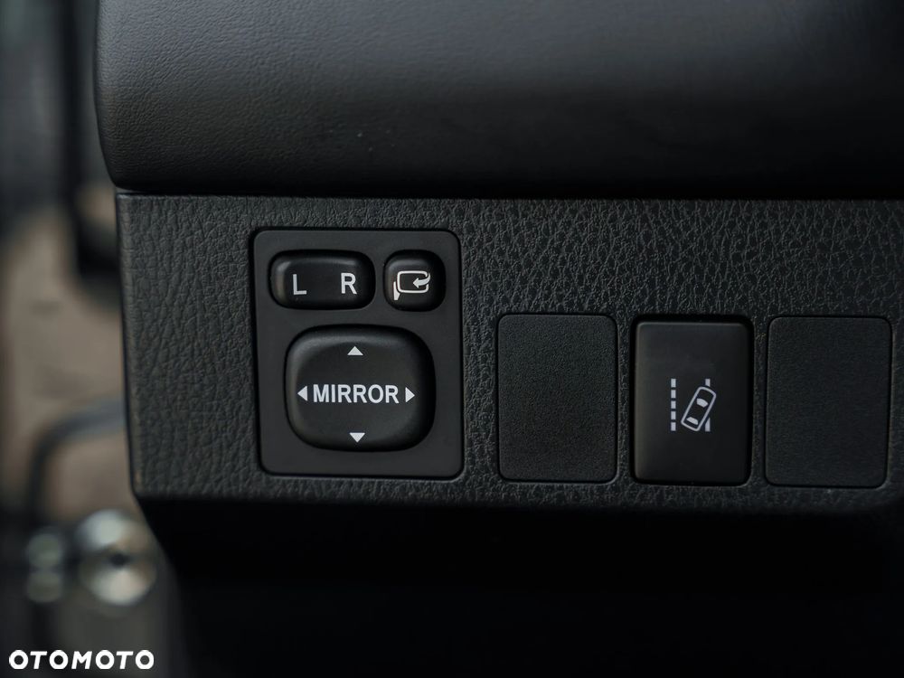 Toyota RAV4 Hybrid Platinum 4x2 - 26