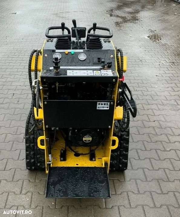 Altul Mini Incarcator nou, 11.7 CP, pe senile - 3