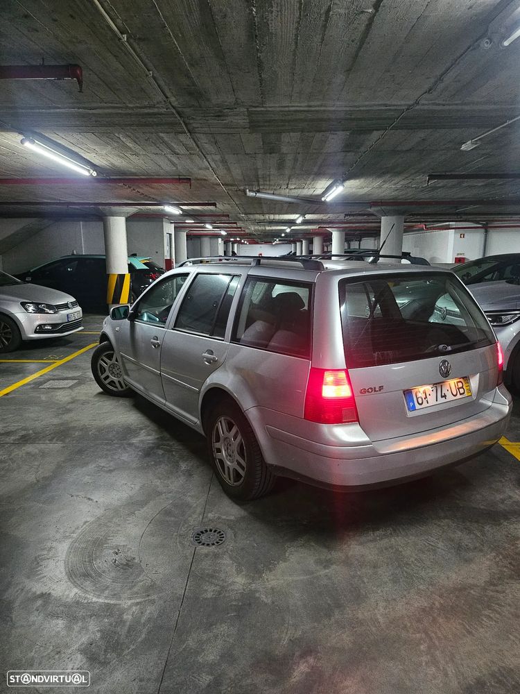 VW Golf Variant 1.6 Confortline - 4