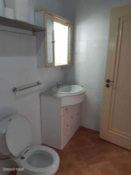 Arrenda Casa R/Ch - Castromil/Sobreira - Grande imagem: 5/11