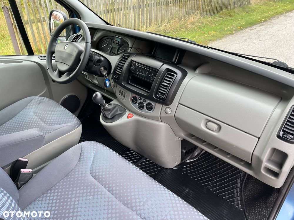 Renault TRAFIC - 7