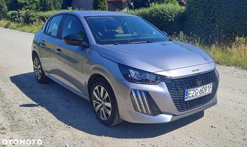Peugeot 208 - 3