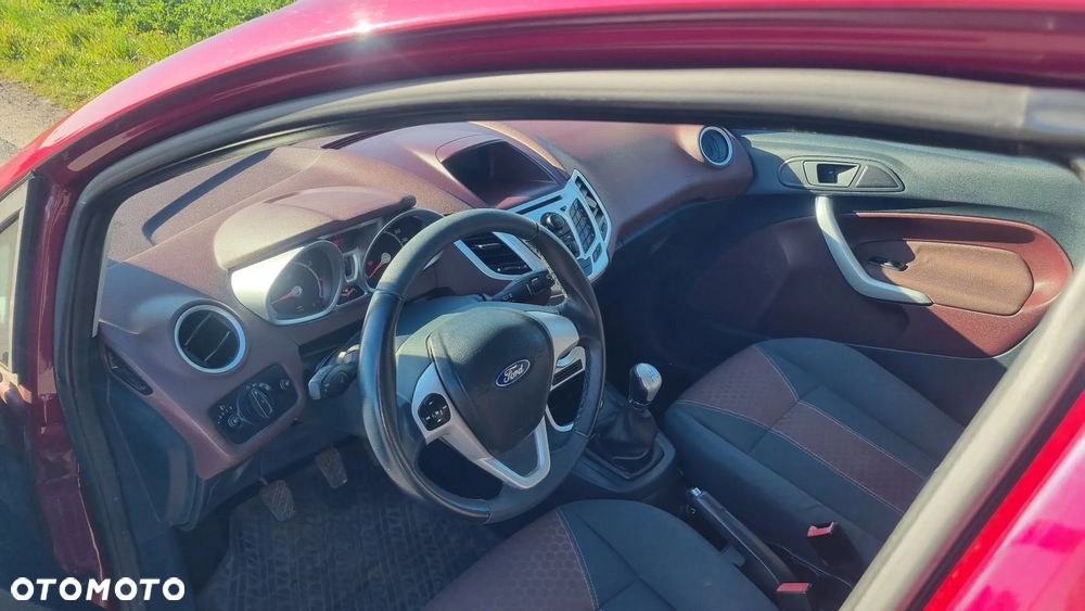 Ford Fiesta 1.25 Titanium - 12