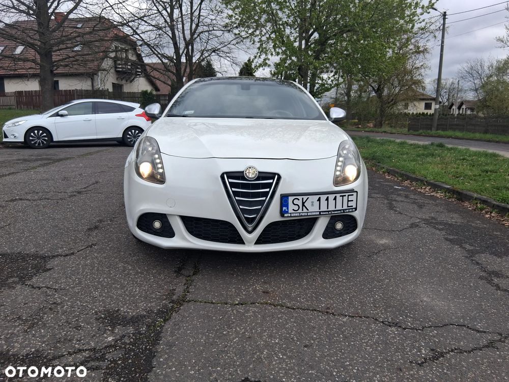 Alfa Romeo Giulietta 2.0 JTDM 16V Turismo - 16