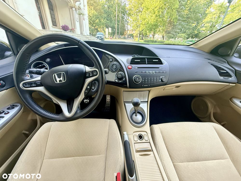 Honda Civic - 8