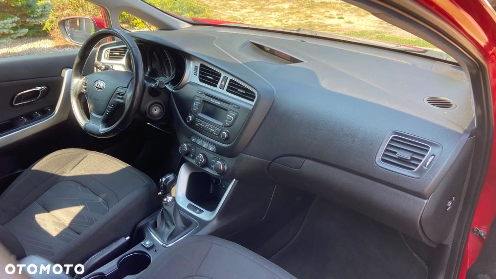Kia Ceed - 7