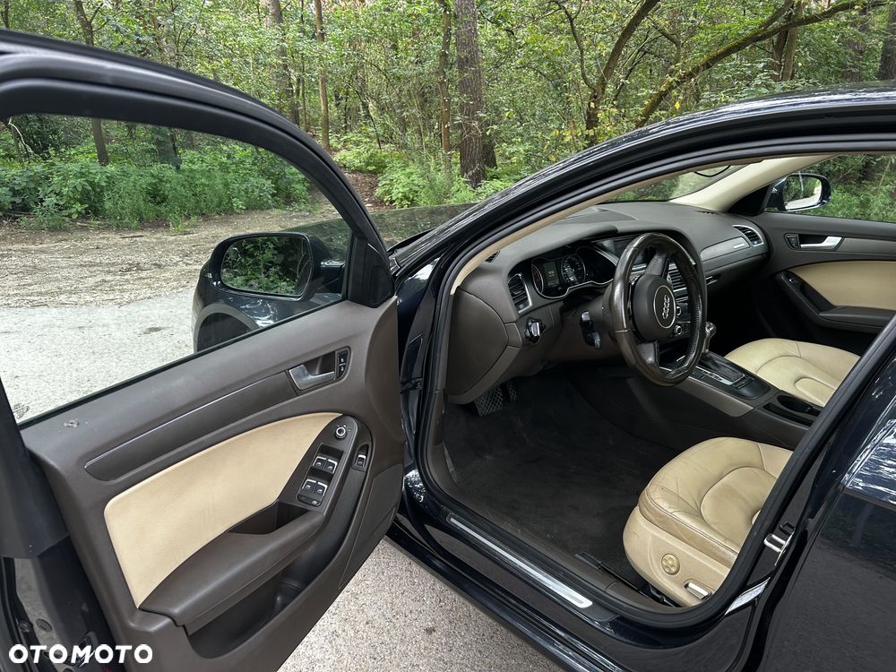 Audi A4 Limousine - 22