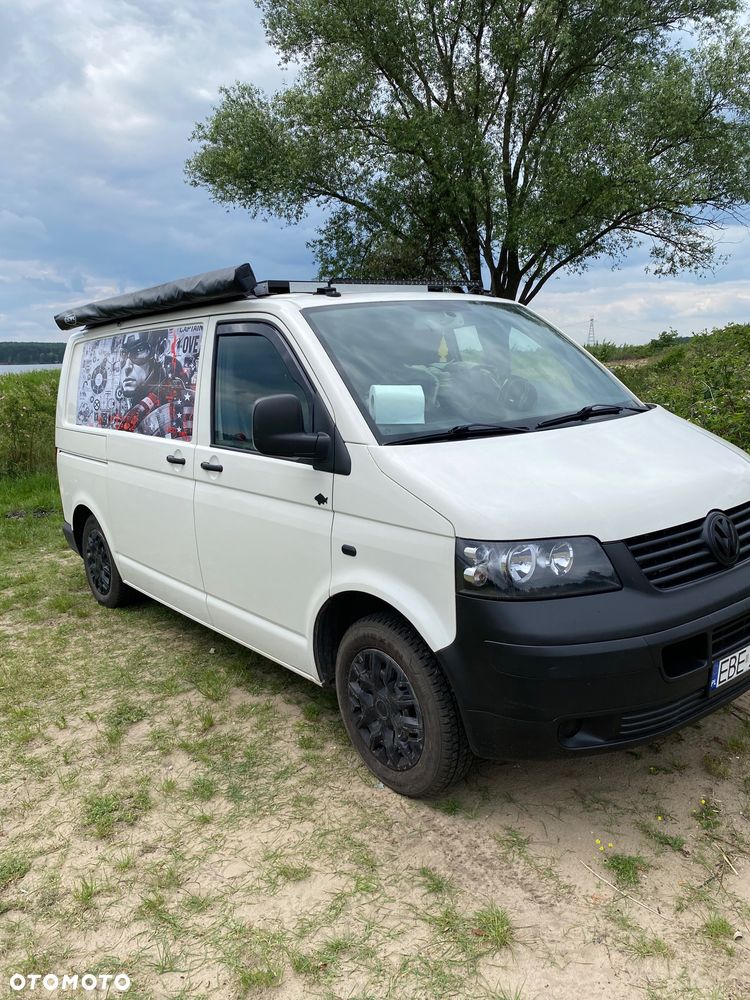 Volkswagen Transporter - 2