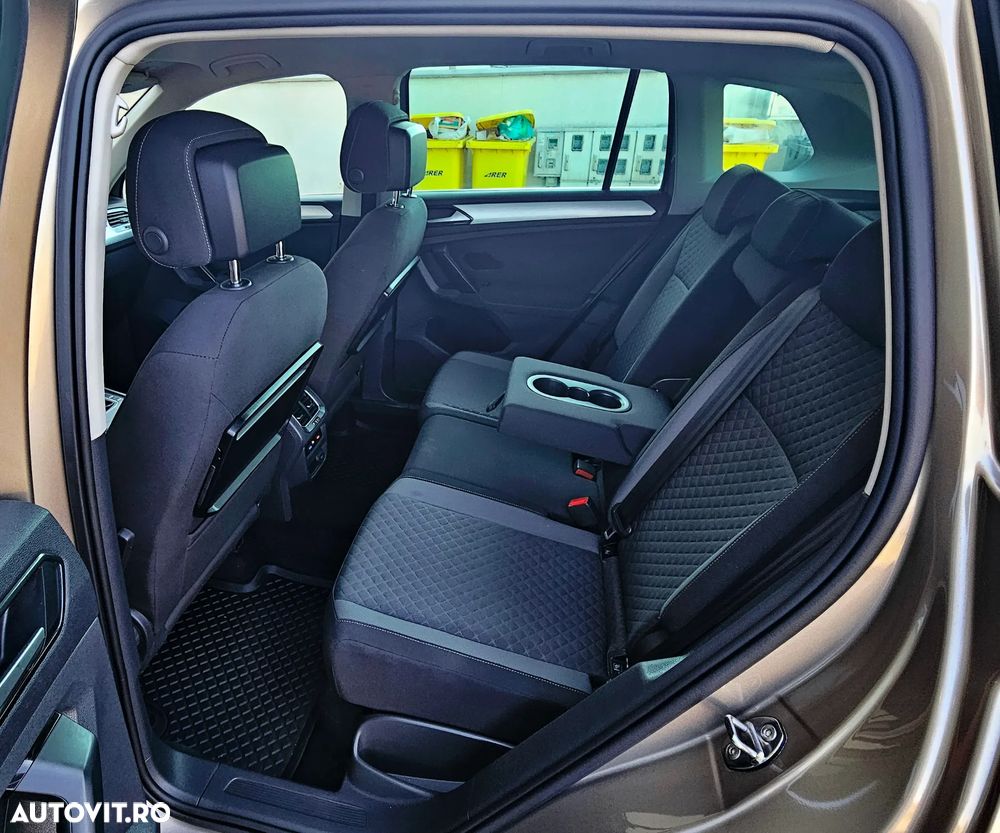Volkswagen Tiguan - 14