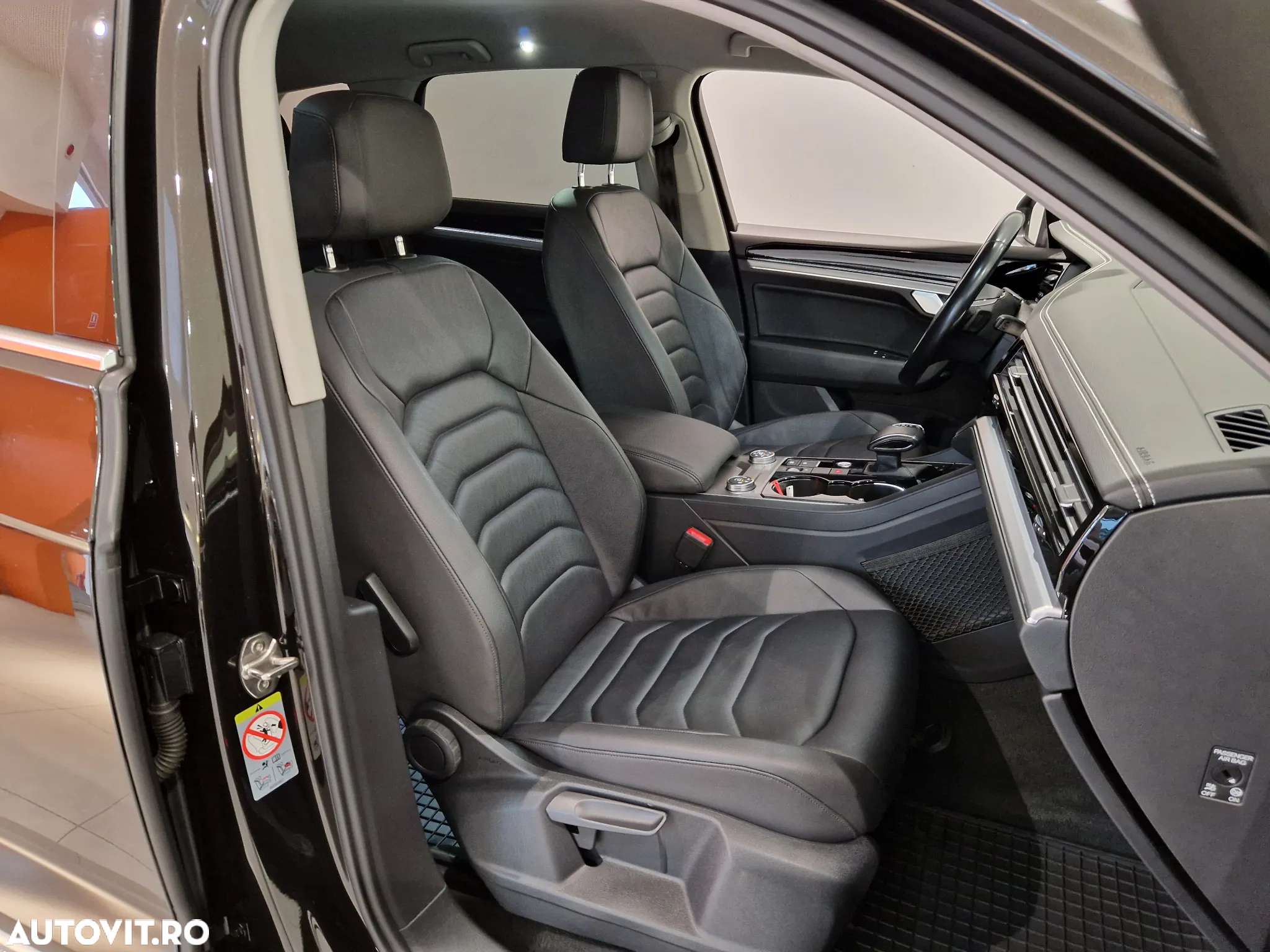 Volkswagen Touareg V6 TDI Elegance - 13