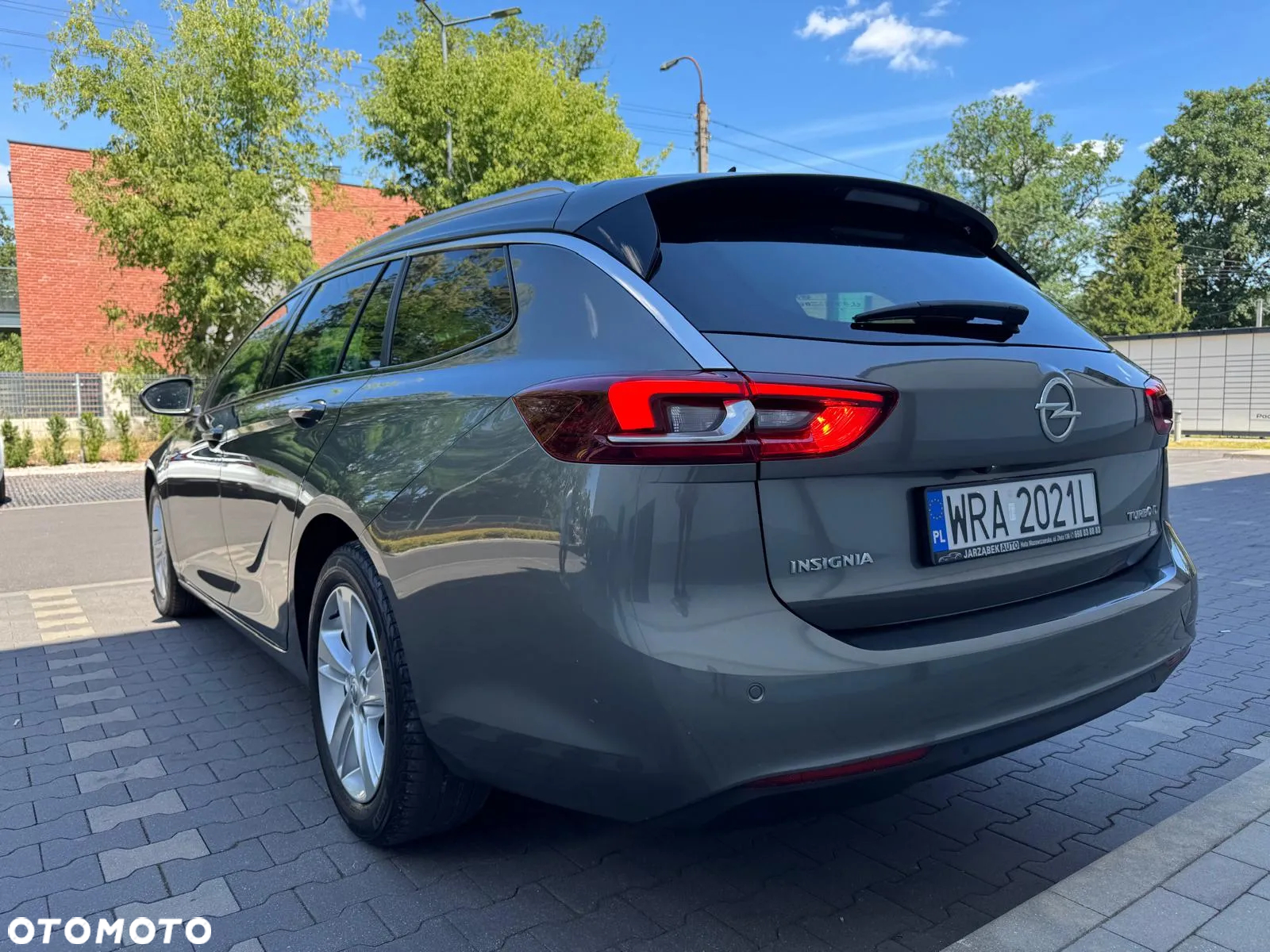 Opel Insignia CT 2.0 CDTI Exclusive S&S - 32