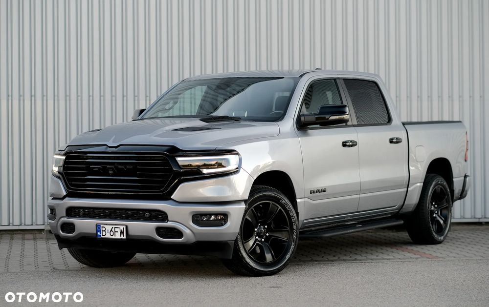 RAM 1500 5.7 Crew Cab Bighorn - 12