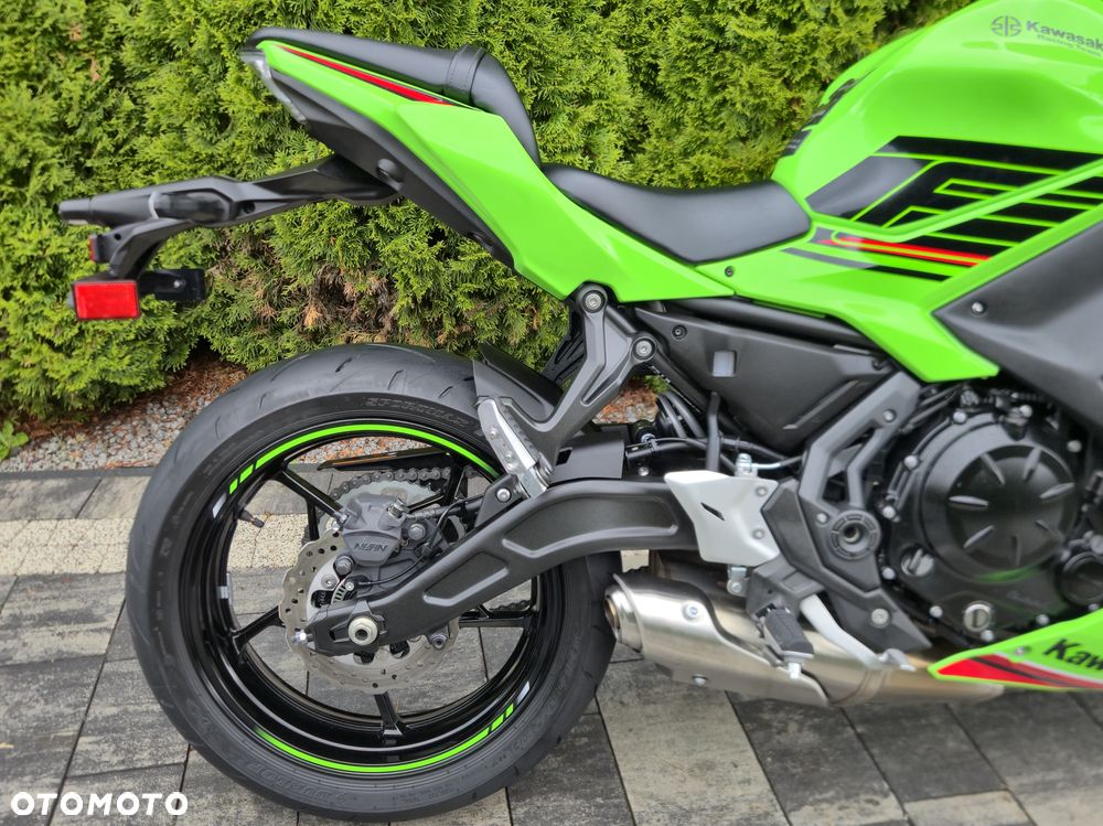Kawasaki Ninja - 17