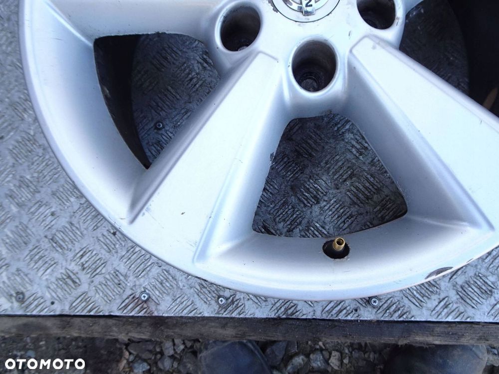 alufelgi kpl. nissan qashqai j10 17" 5x114.3 et 40 - 10