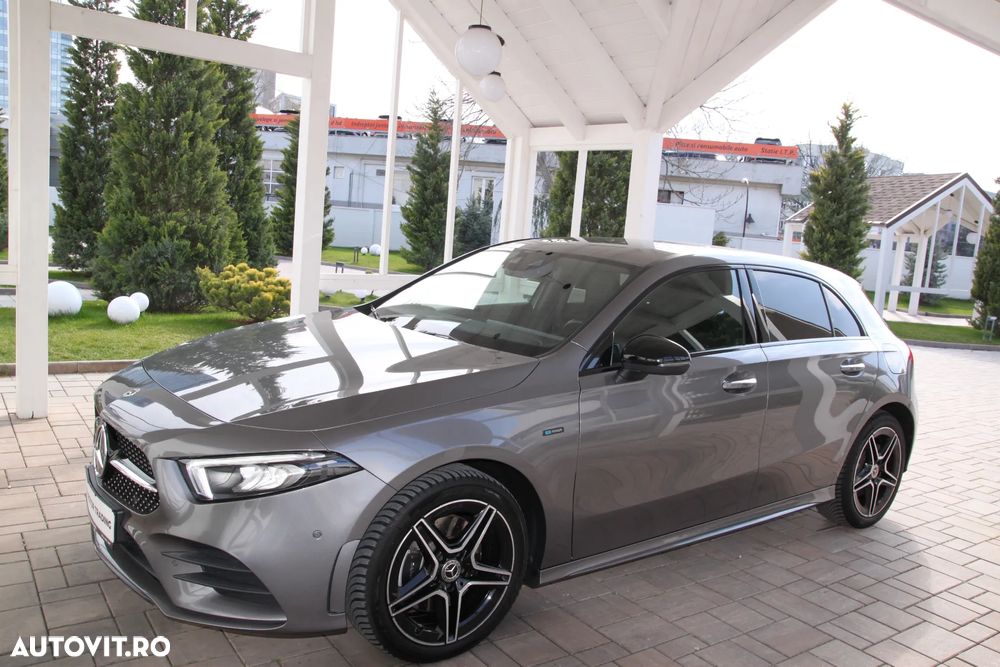 Mercedes-Benz A 250 e Aut. - 29