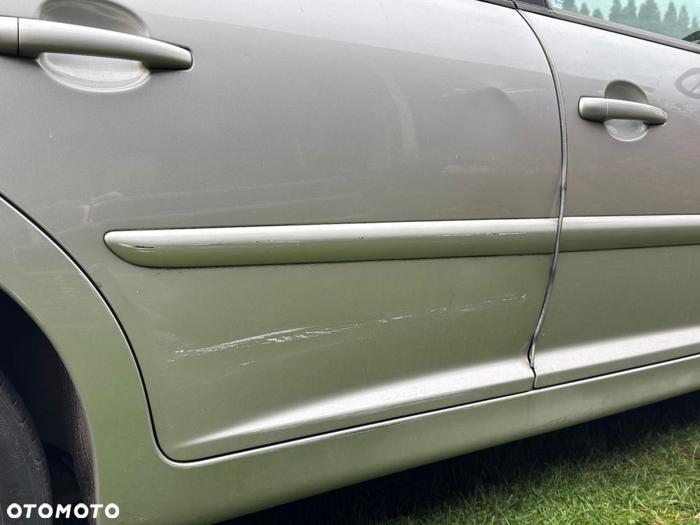 Peugeot 207 2007 photo 5