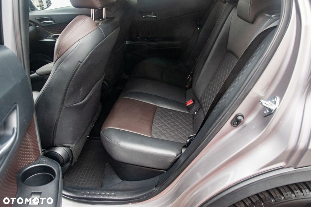 Toyota C-HR - 26